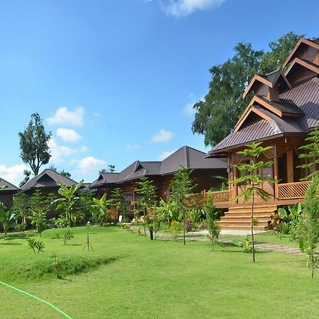 Blue Vanda Lodge Nyaungshwe Exteriör bild