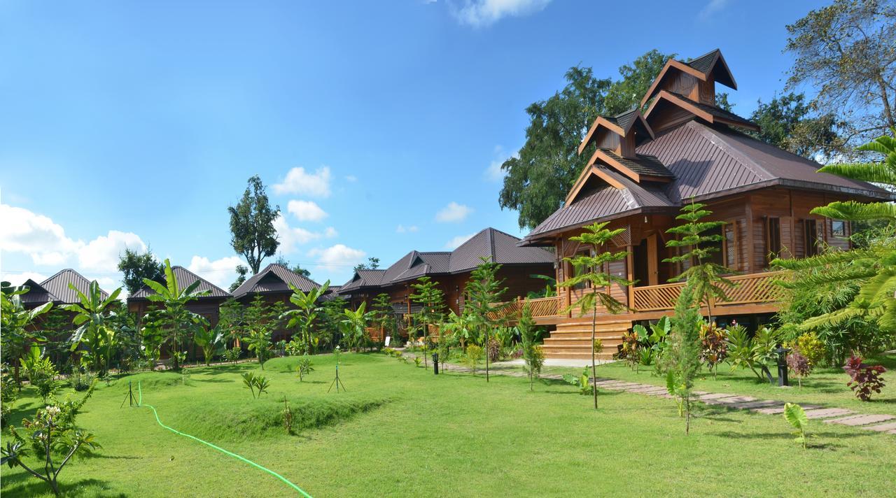 Blue Vanda Lodge Nyaungshwe Exteriör bild